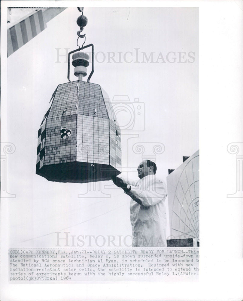 1954 Press Photo Satellite Antenna Communication Rocket - Historic Images