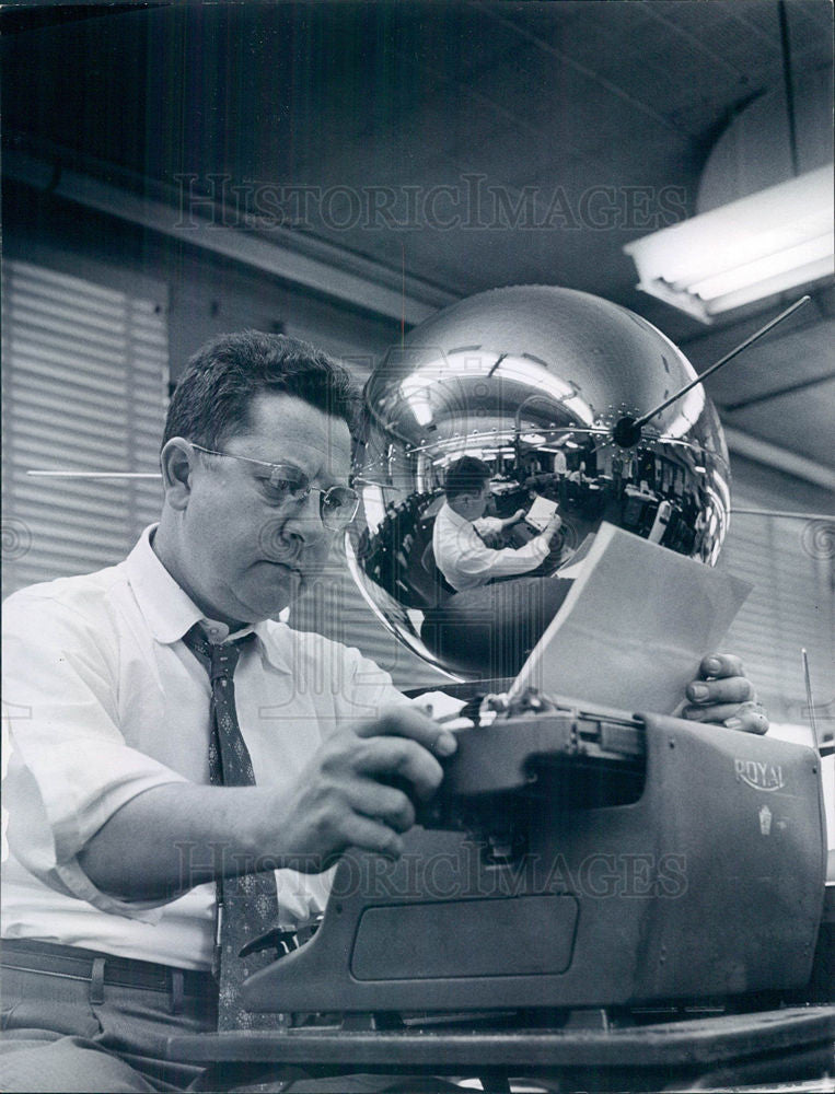 1958 Press Photo Photo - Historic Images