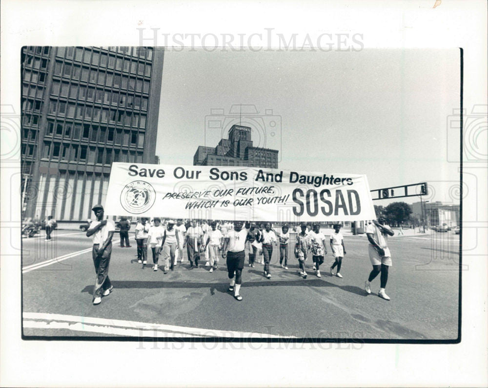 1987 Press Photo marchers walked woodward protest - Historic Images