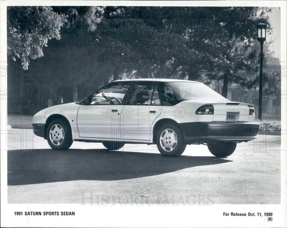 1990 Press Photo 1991 Saturn Sports Sedan - Historic Images