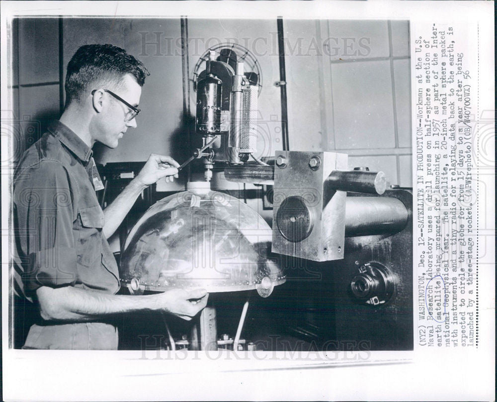 1956 Press Photo US Naval Research Labotory - Historic Images