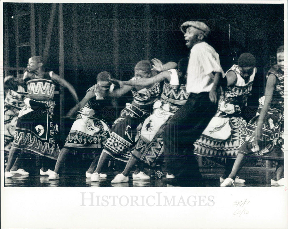 1990 Press Photo Stimela Sanezola Sarafina students - Historic Images