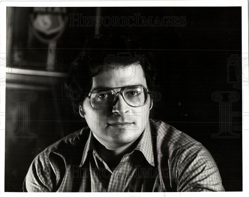 1988 Press Photo Lawrence Kasdan American film producer - Historic Images