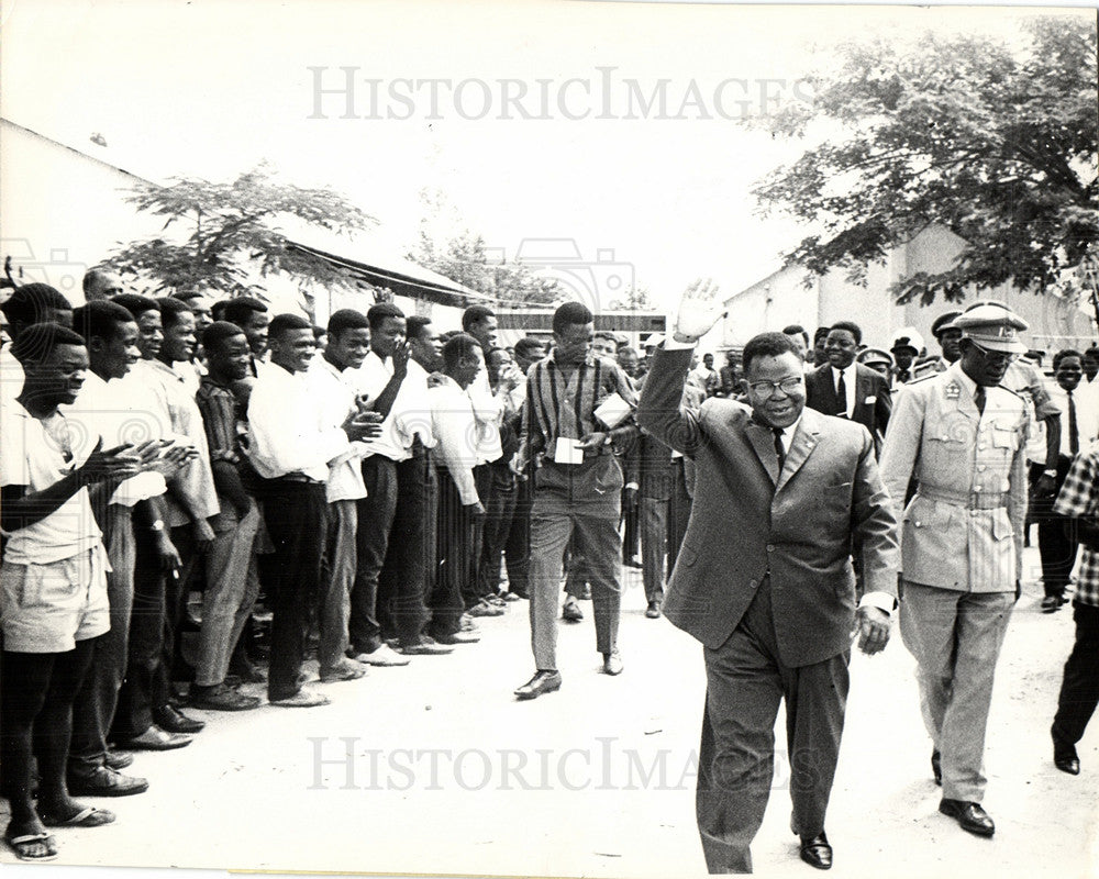 1965 Press Photo President Joseph Kasavubu voting Congo - Historic Images