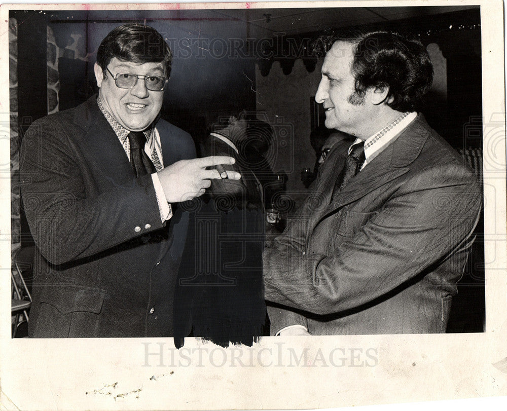 1975 Press Photo Karras - Historic Images