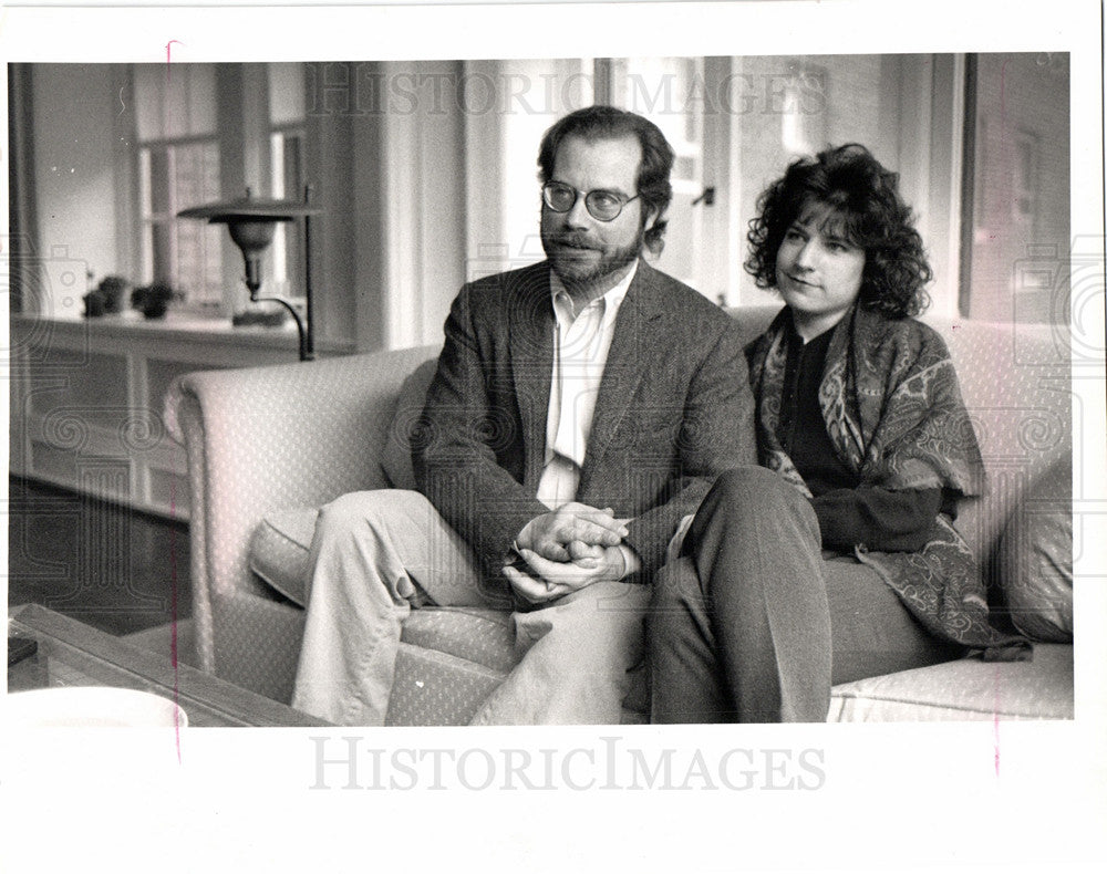 1989 Press Photo Detroiters,Manager,Writer,Poet,Chester - Historic Images