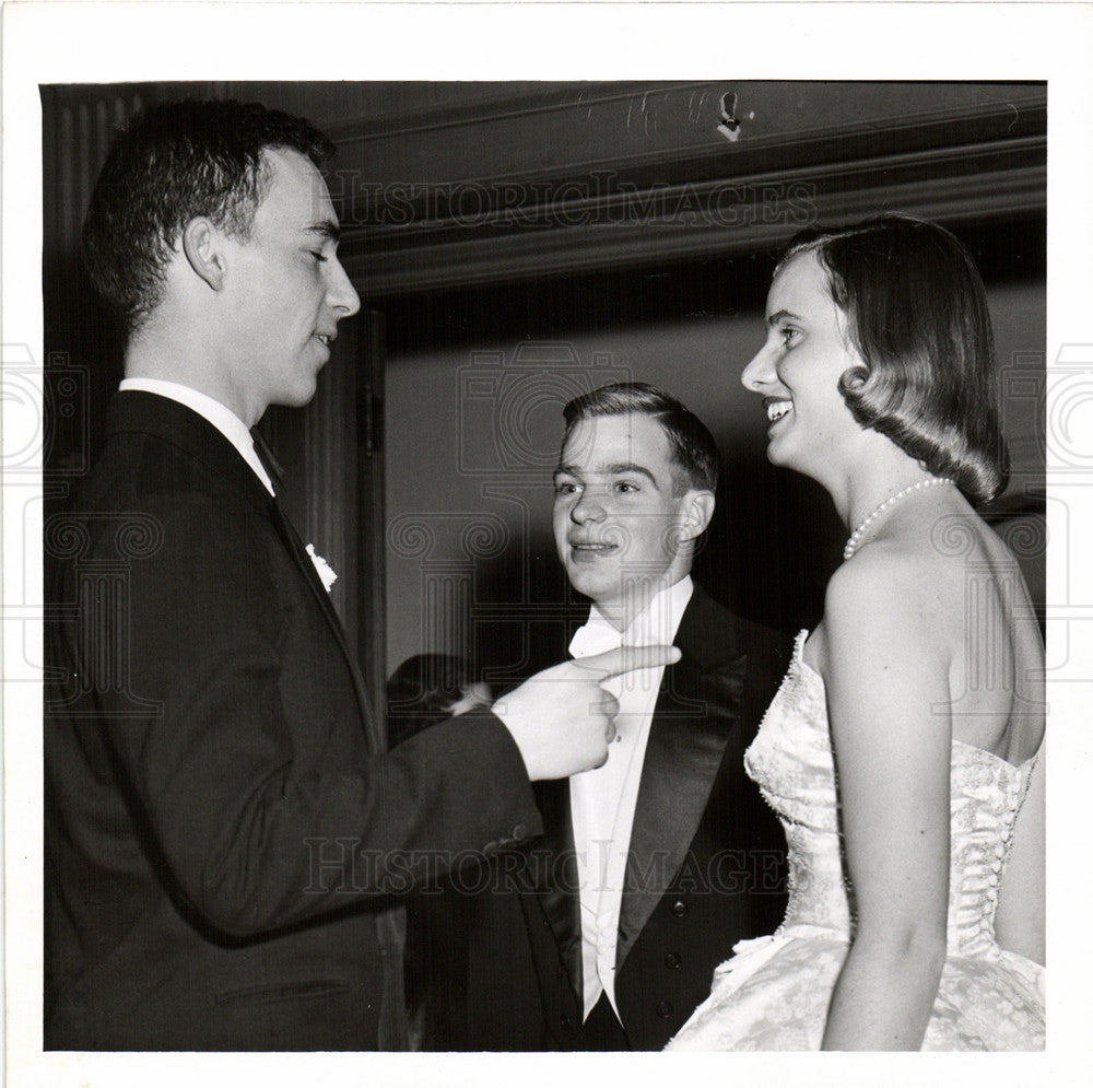 1952 Press Photo Judy Frost Robert Kanzler Wedding - Historic Images