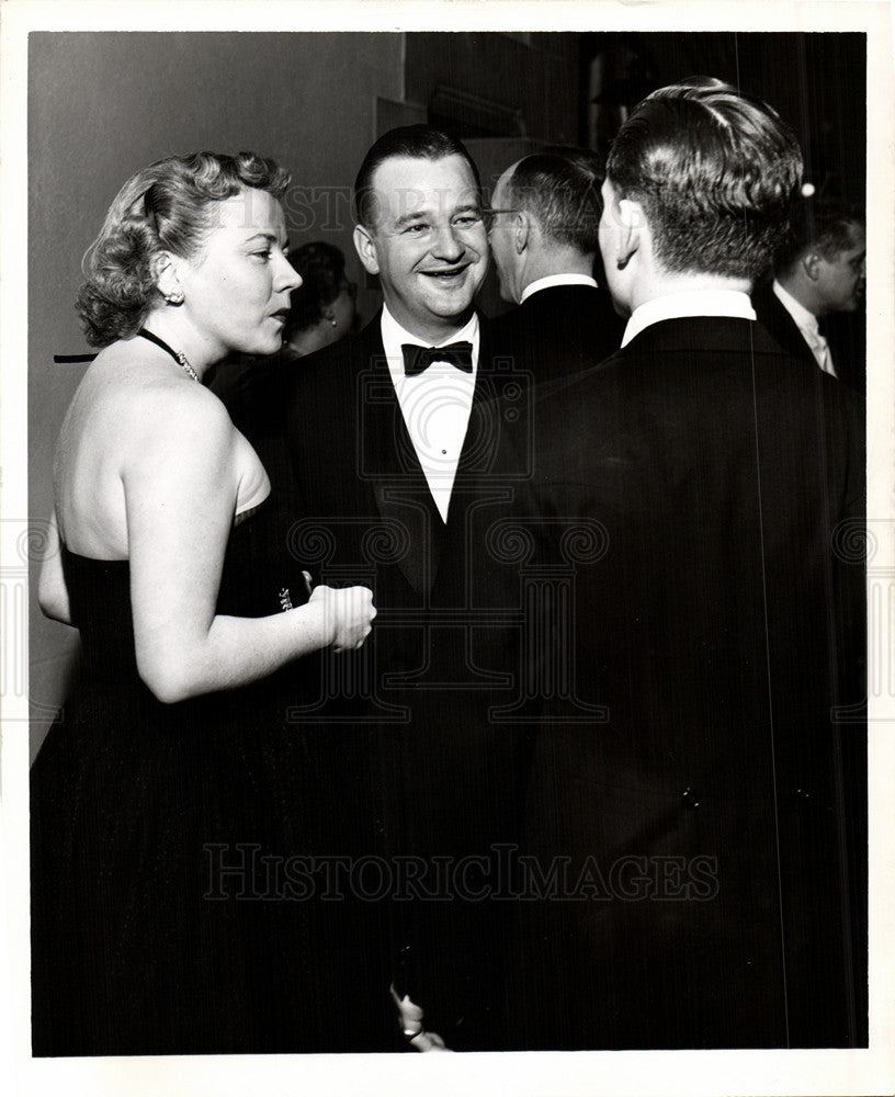 1953 Press Photo Bud Johnson Dancing Event - Historic Images