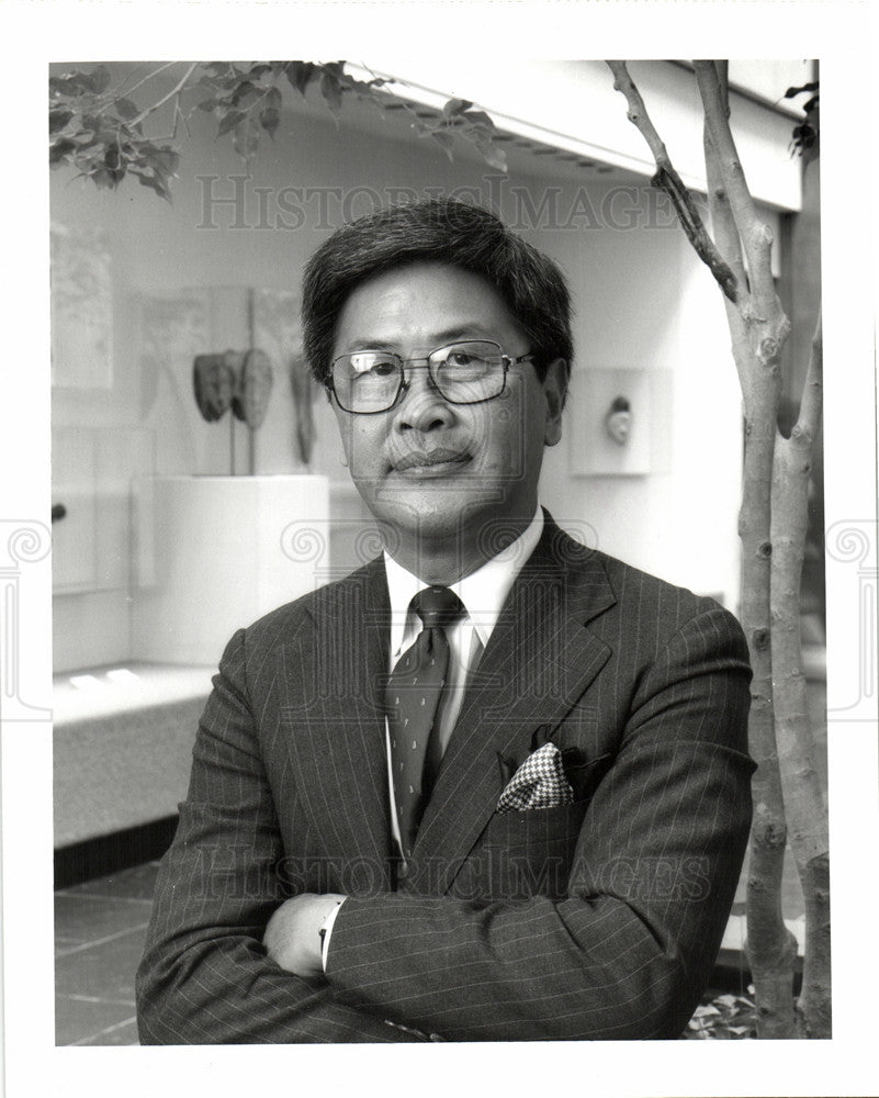 Press Photo Michael Kan Curator African - Historic Images