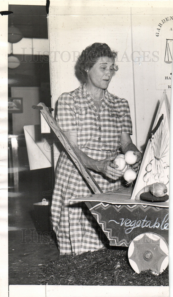 1943 Press Photo - Historic Images