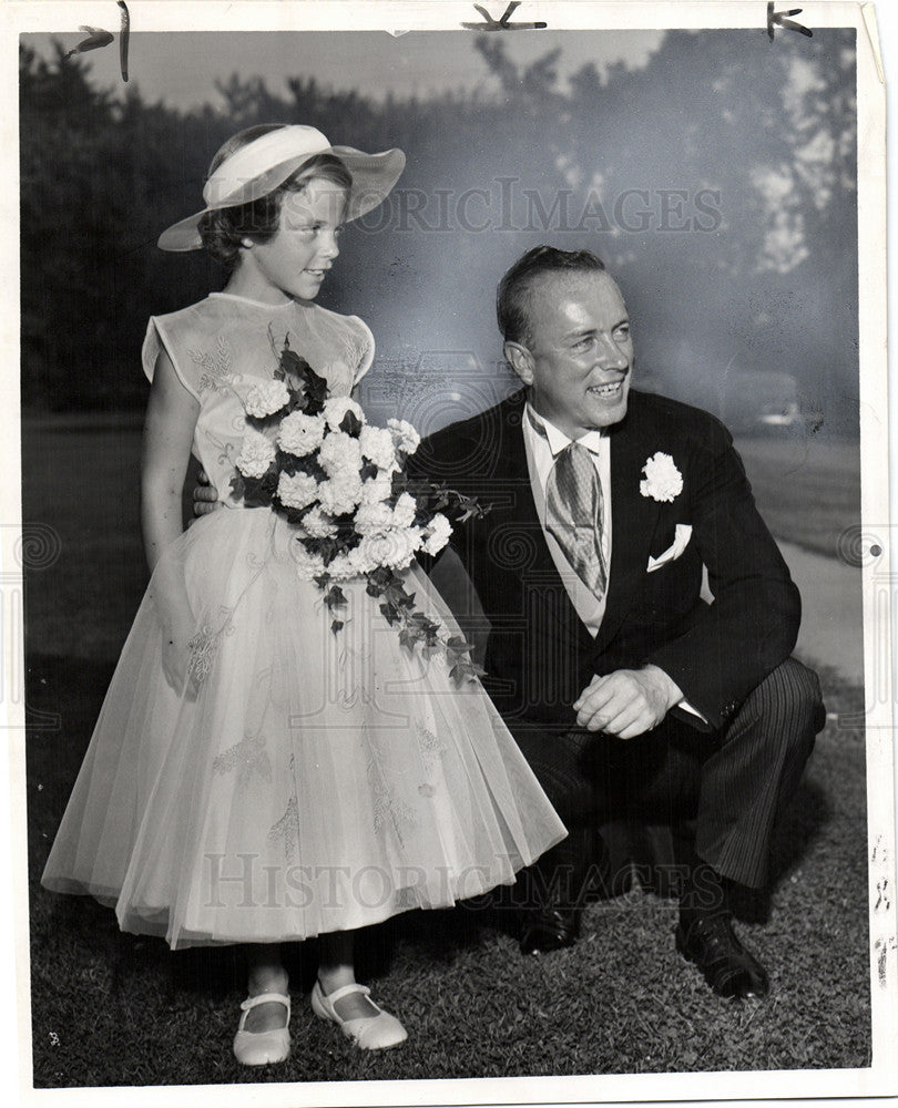 1957 Press Photo Polly Kammer A Frederick Kammer Jr - Historic Images