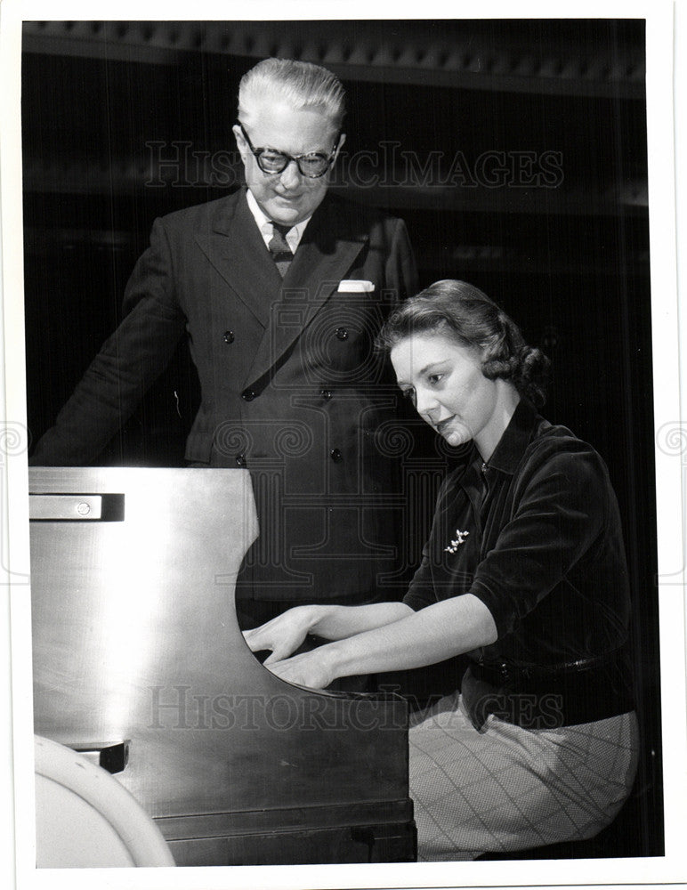 1958 Press Photo Lilan Kallir, piano, Veorhees - Historic Images