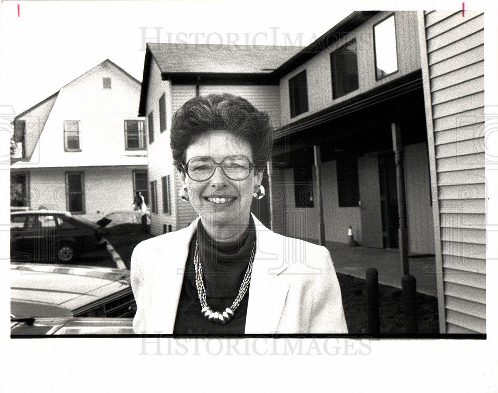 1988 Press Photo Noreen Keating Lighthouse director - Historic Images