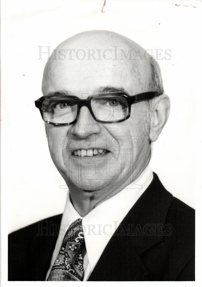 1976 Press Photo Authors - Historic Images