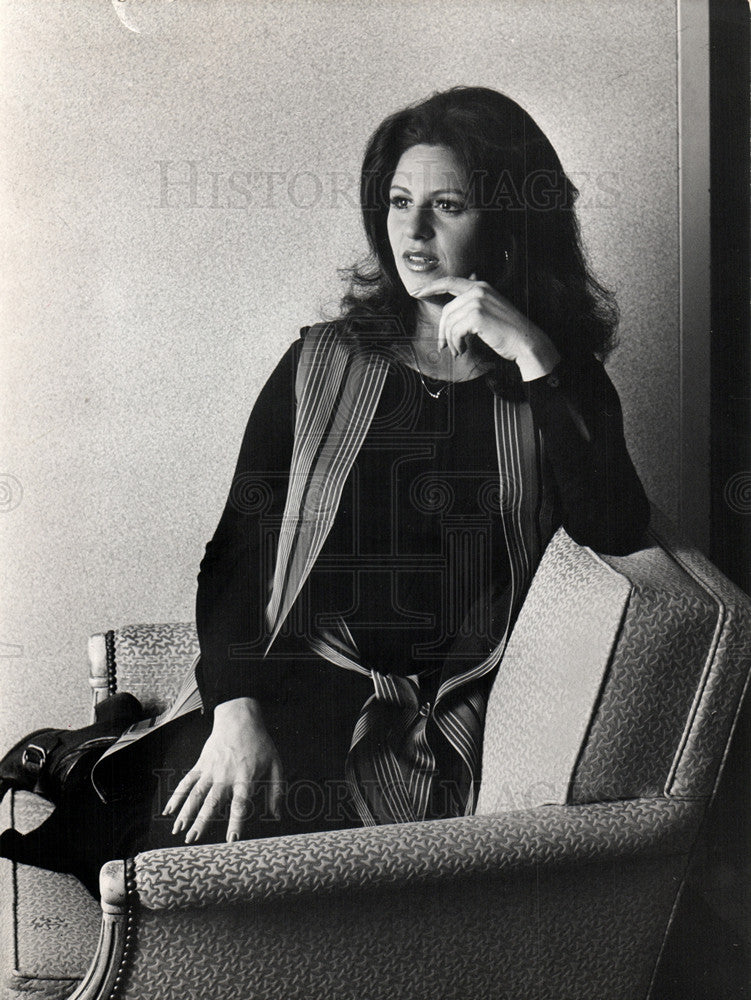 1973 Press Photo Lainie Kazan  actress singer - Historic Images