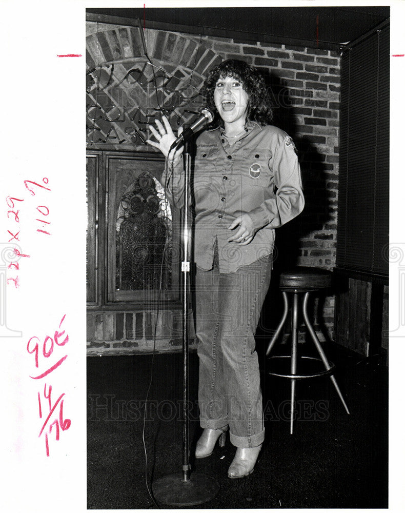 1980 Press Photo Sheila Kay comedian actress Detroit - Historic Images