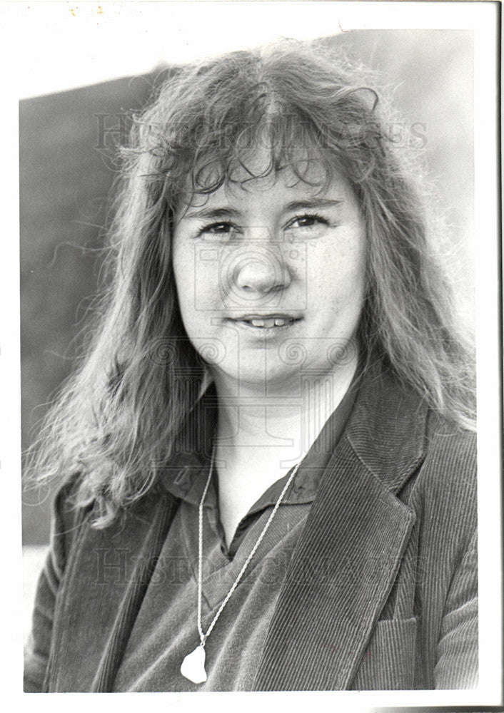 1986 Press Photo writer Josie Kearns U of M Flint award - Historic Images