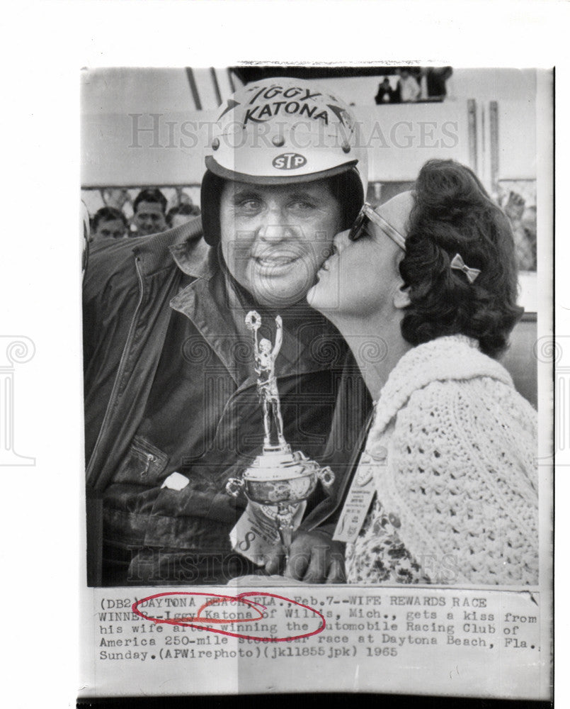 1965 Press Photo Iggy Katona American car racer Willis - Historic Images