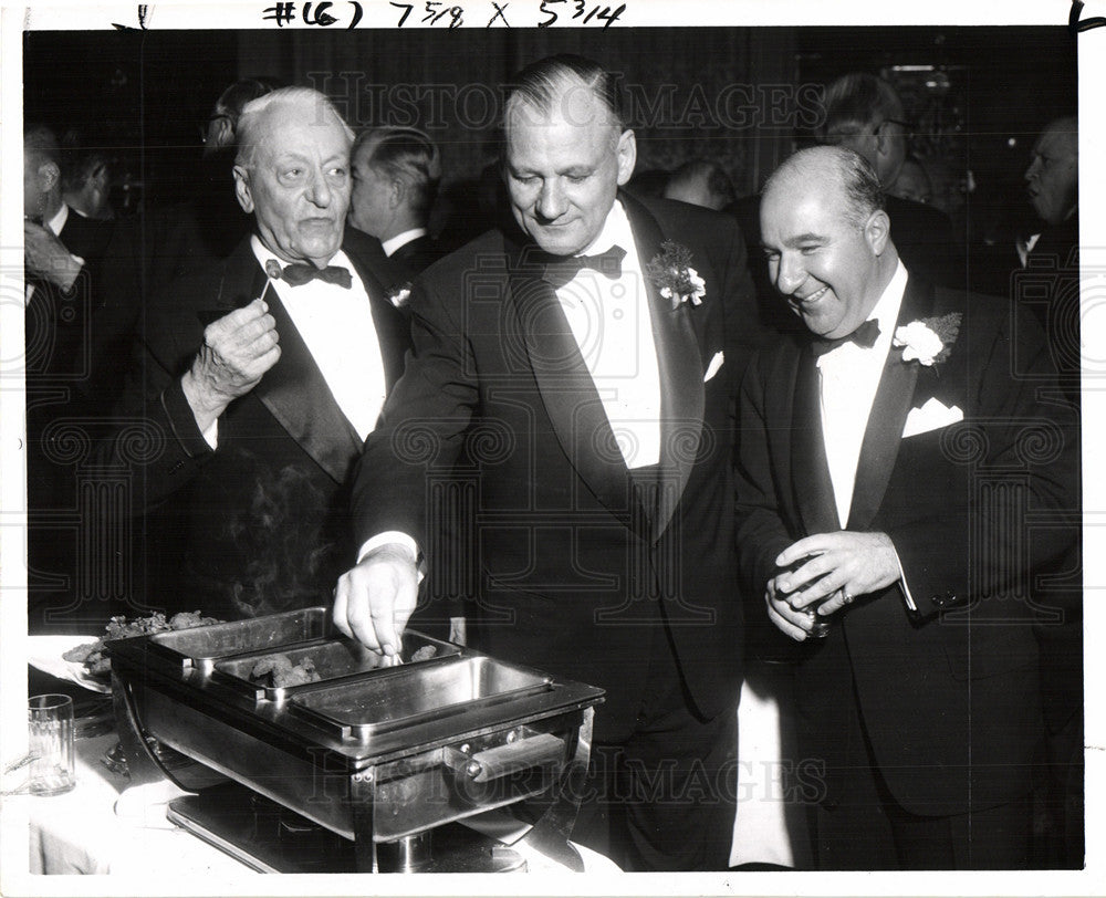 1955 Press Photo K.T. KELLER - Historic Images