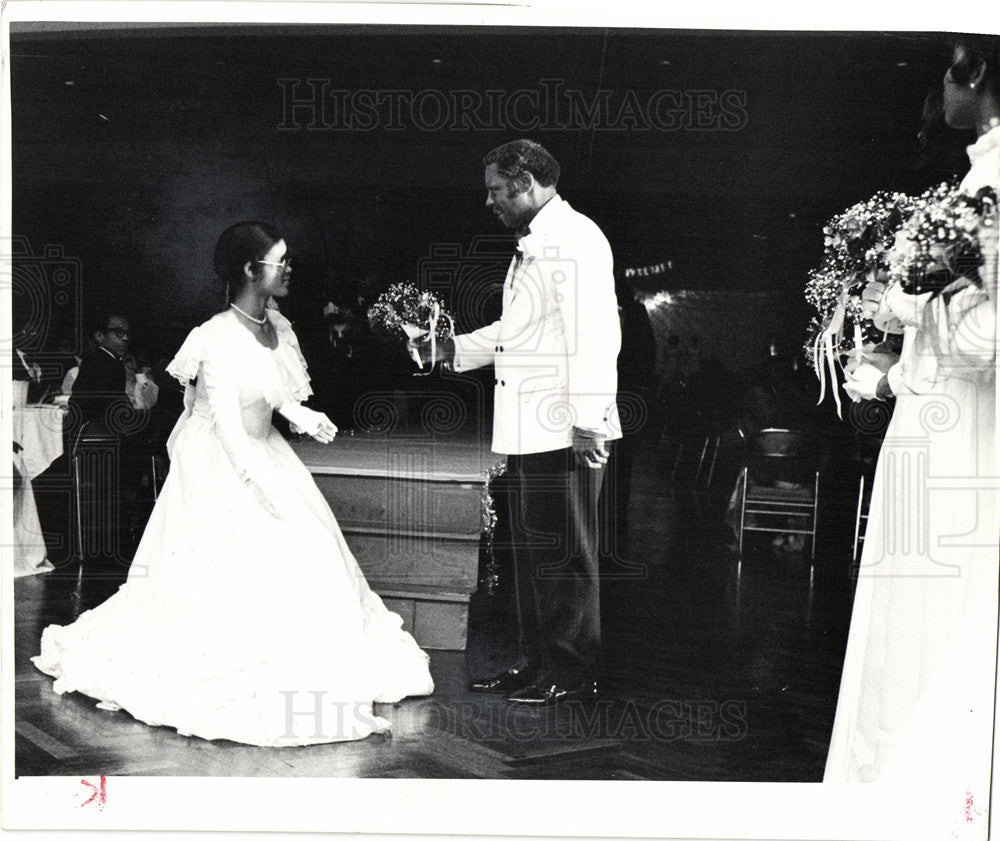 1975 Press Photo Detroit Cotillion Club Debbie Keith - Historic Images