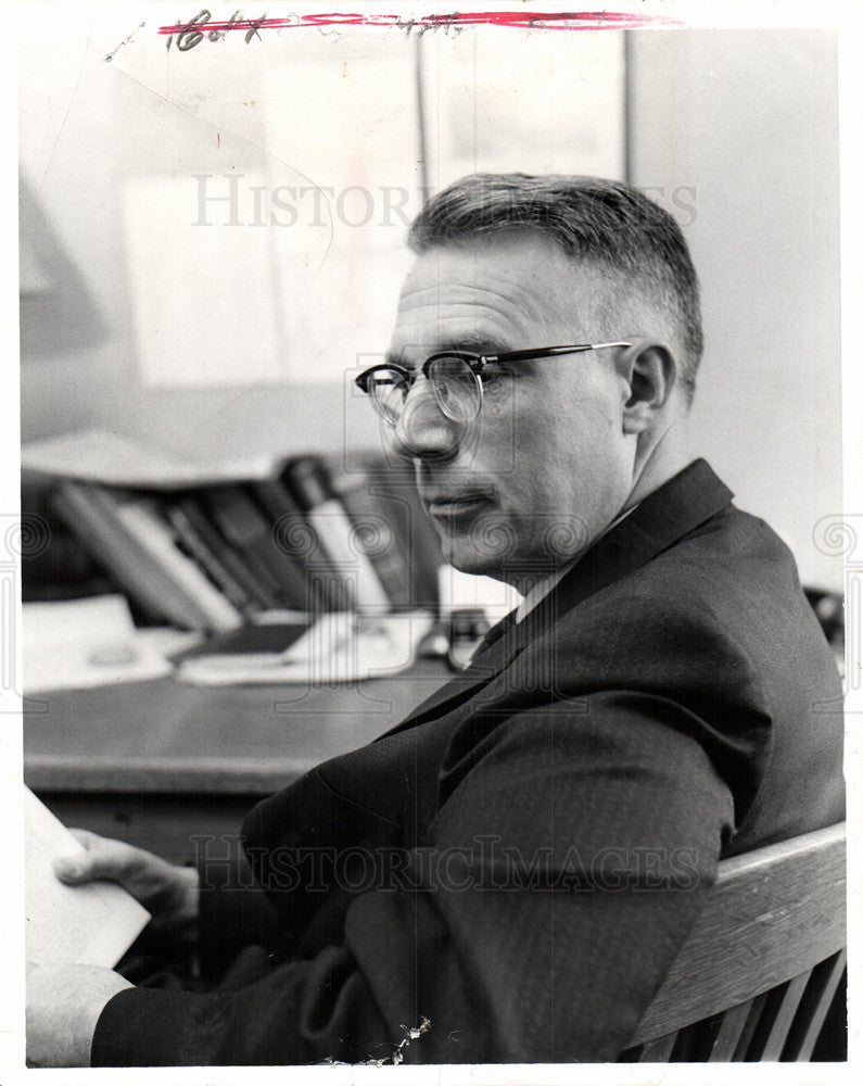 1965 Press Photo Dr. Alfred Kelly - Historic Images