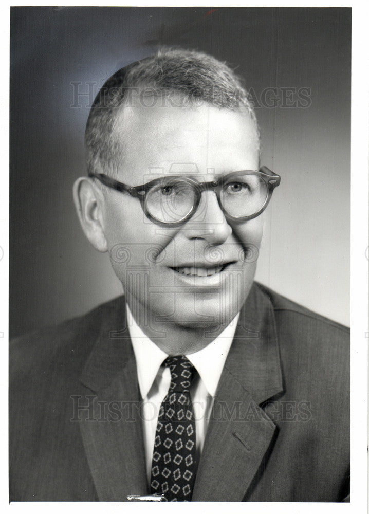 1961 Press Photo Nicholas Kelley National Bank Detroit - Historic Images