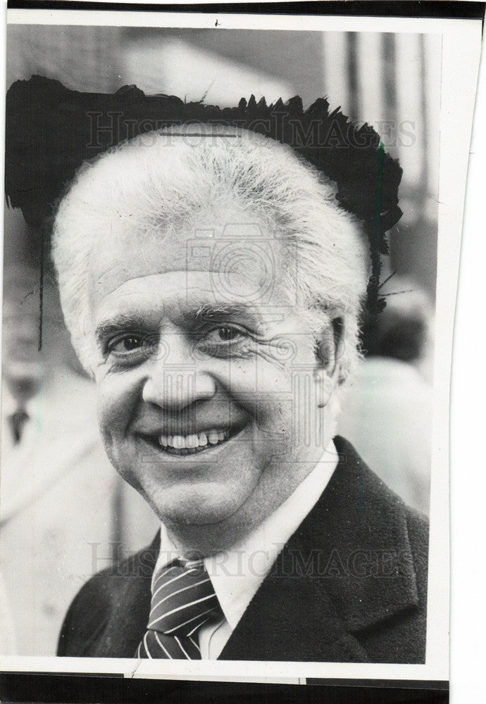 1982 Press Photo Frank Kelley Attorney General Michigan - Historic Images