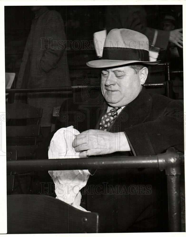 1942 Press Photo K J keller - Historic Images