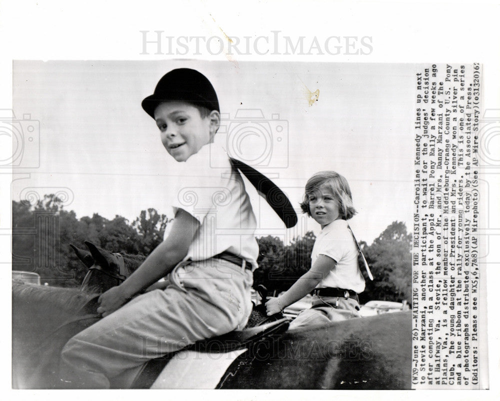 1962 Press Photo Caroline Kennedy Stevie Marzani horse - Historic Images