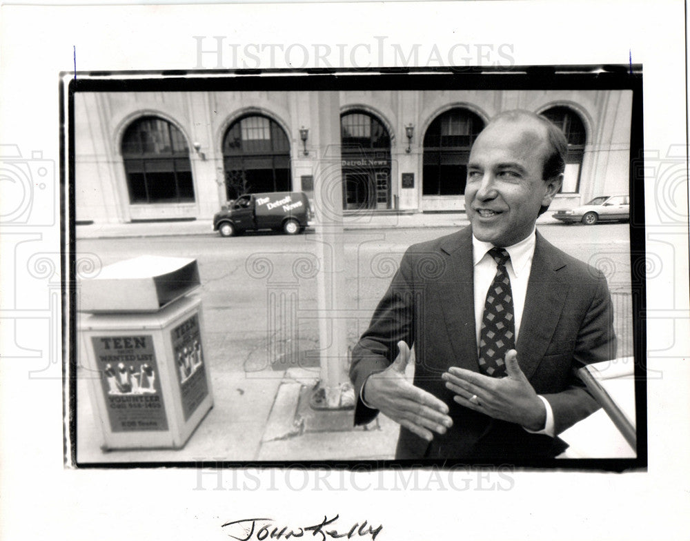 1989 Press Photo John Kelly Politician Democrat - Historic Images
