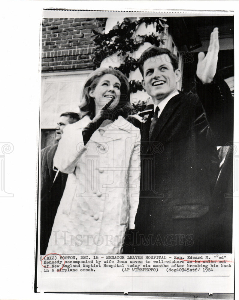 1964 Press Photo Senator Ted Kennedy Hospital - Historic Images