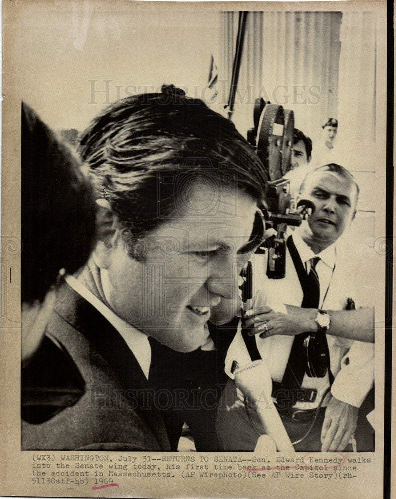 1969 Press Photo Senator Edward Kennedy Chappaquiddick - Historic Images