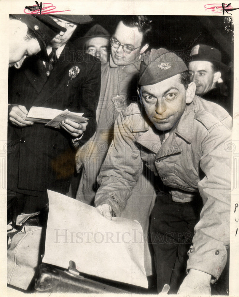 1945 Press Photo Ed Kennedy , Press , Reporter - Historic Images