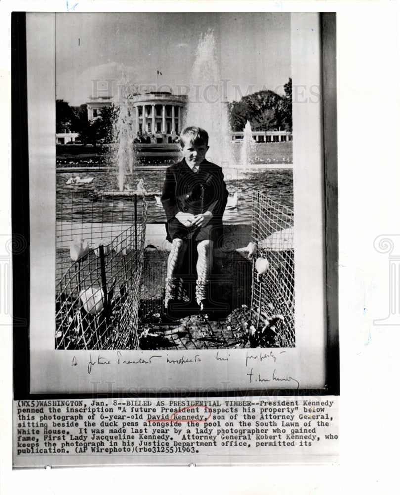 1963 Press Photo David Kennedy South Lawn White House - Historic Images