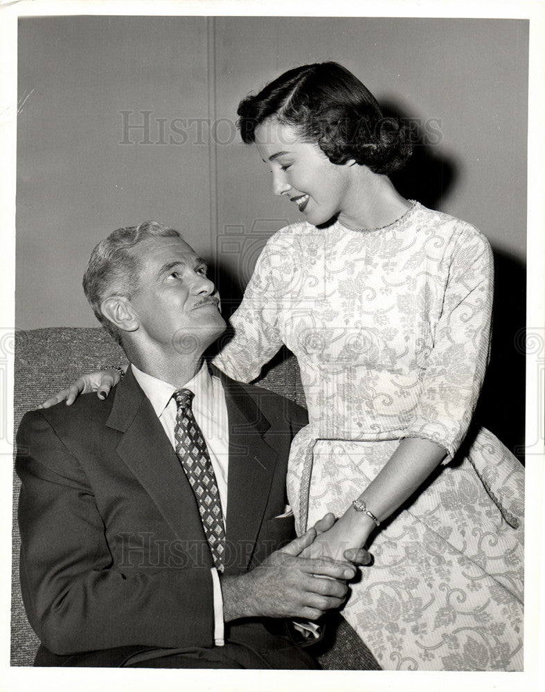 1955 Press Photo Paul Kelly Peggy O&#39;Connor CBS - Historic Images