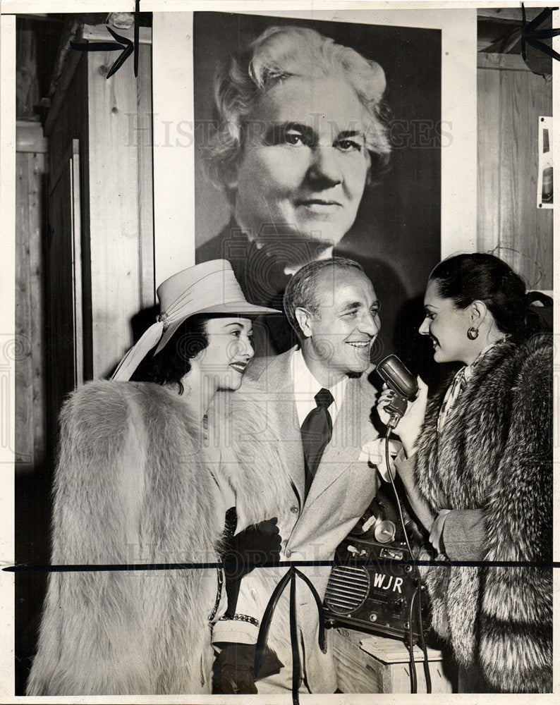 1947 Press Photo Wayne King  Nancy Evans Ellsworth - Historic Images