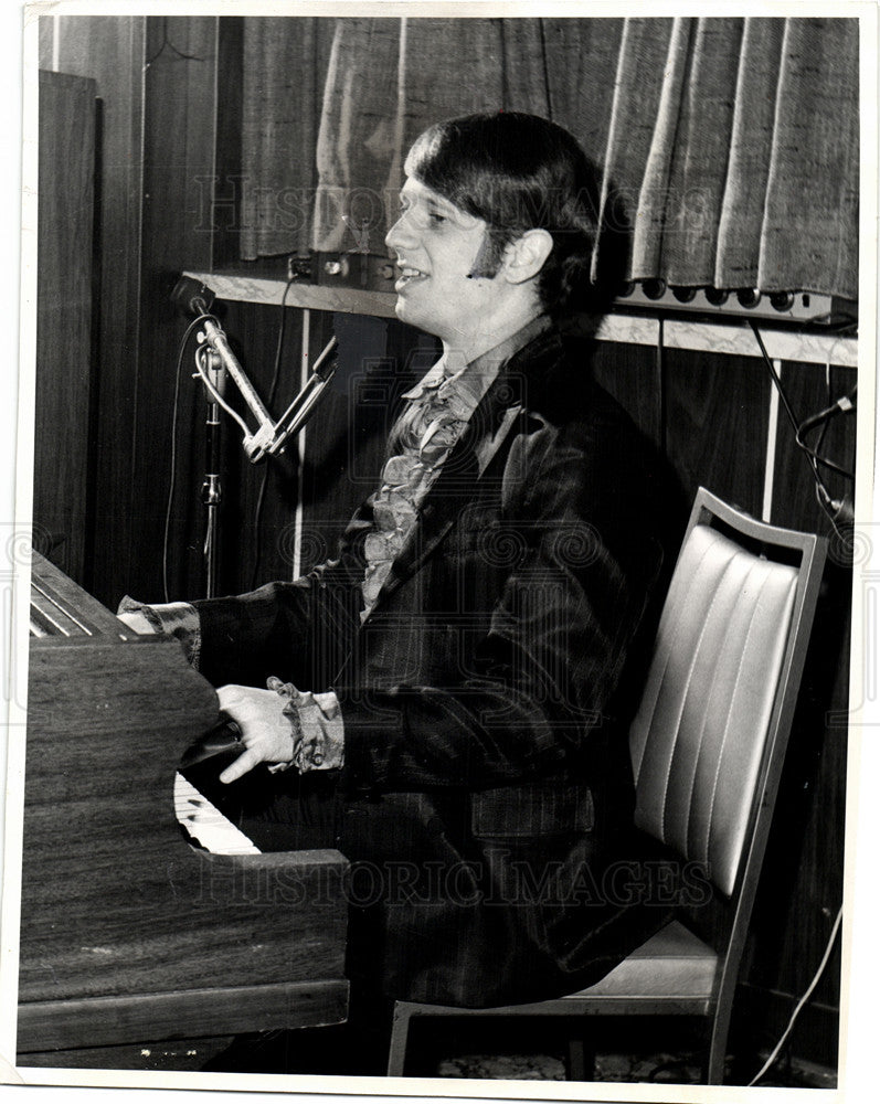 1974 Press Photo Tom King, Piano - Historic Images