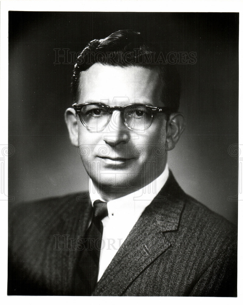 1959 Press Photo SOL KING PRESIDENT ALBERT KAHN - Historic Images