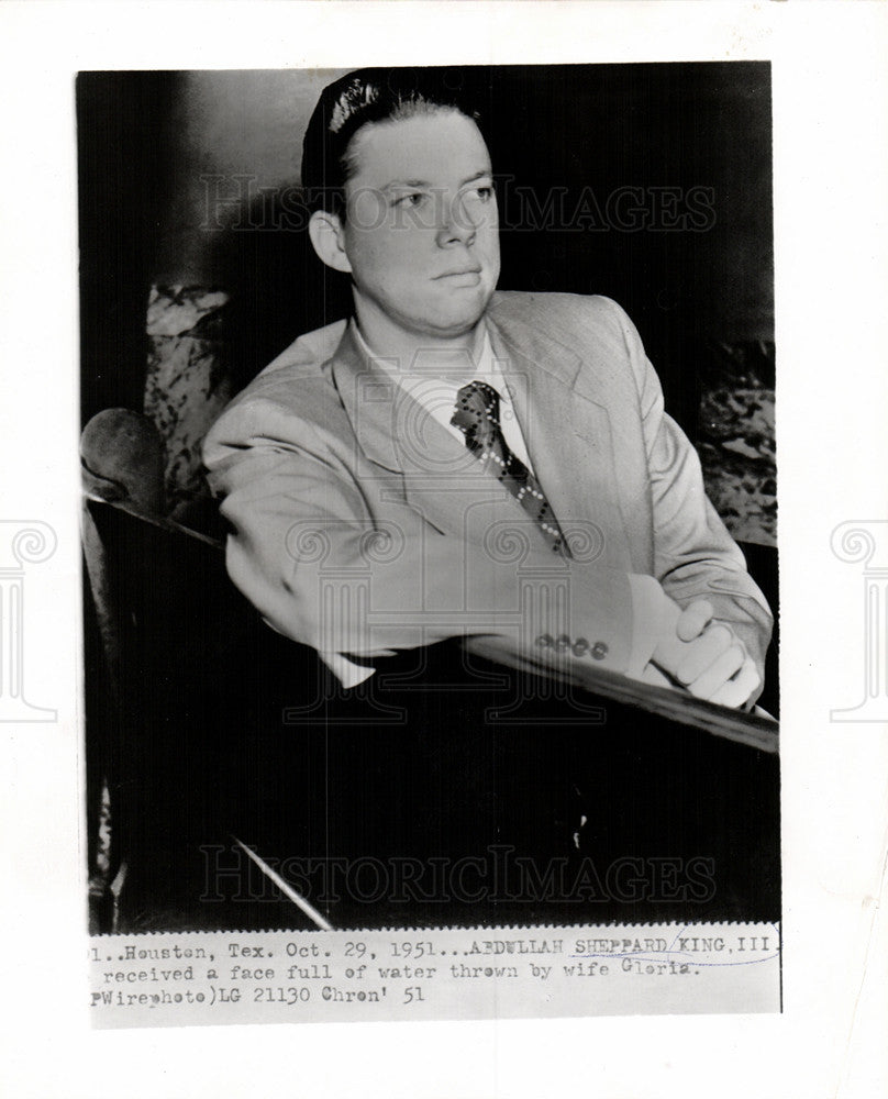 1951 Press Photo SHEPPARD KING WATER GLORIA - Historic Images