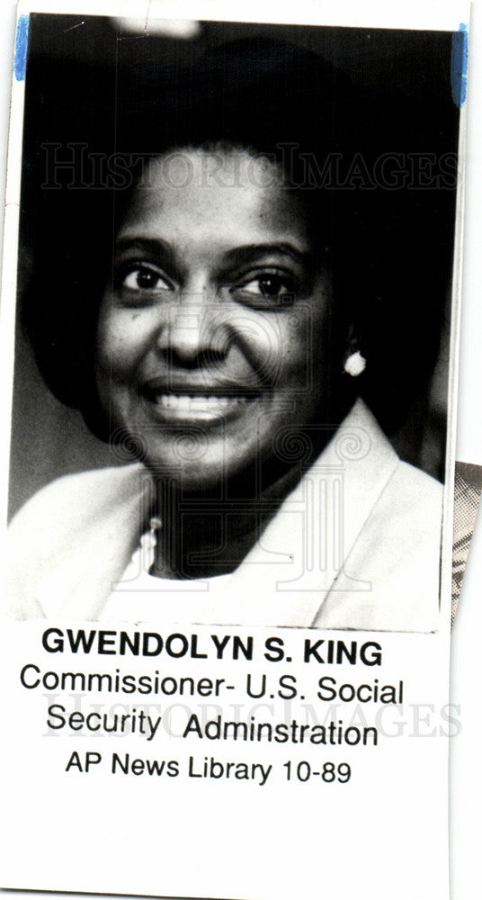 1989 Press Photo Gwendolyn S. King Commissioner - Historic Images