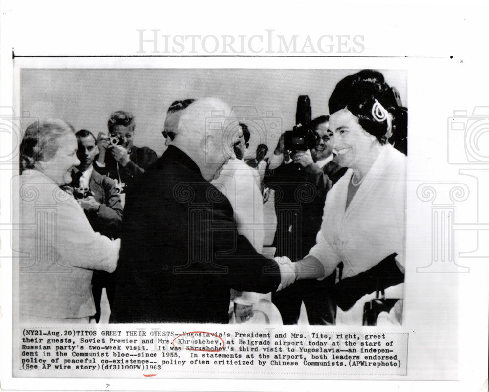 1963 Press Photo Titos Greet Their Guests - Historic Images