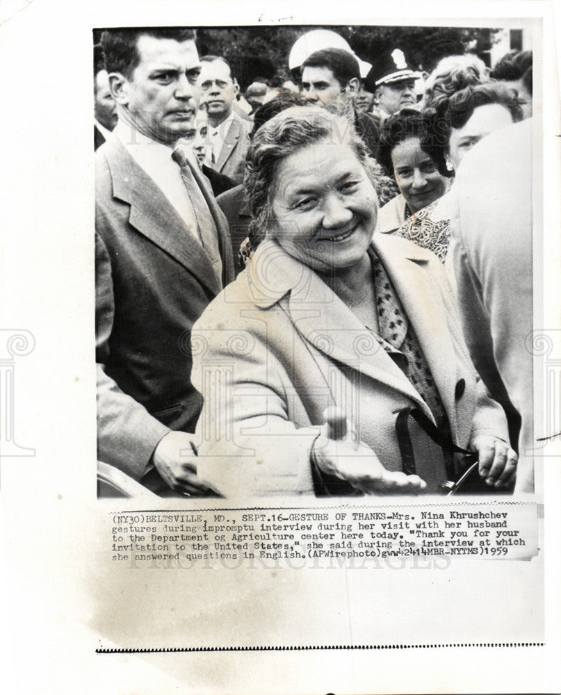 1959 Press Photo Mrs. Nina Khrushchev - Historic Images