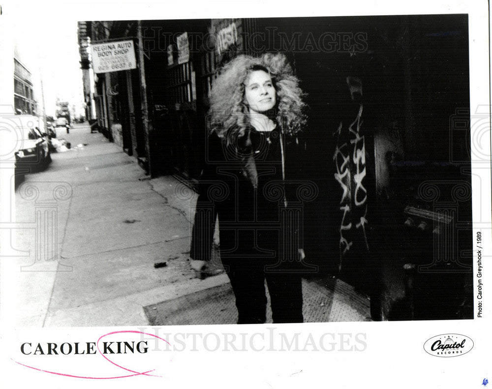 1989 Press Photo Carole King singer songwriter pianist - Historic Images