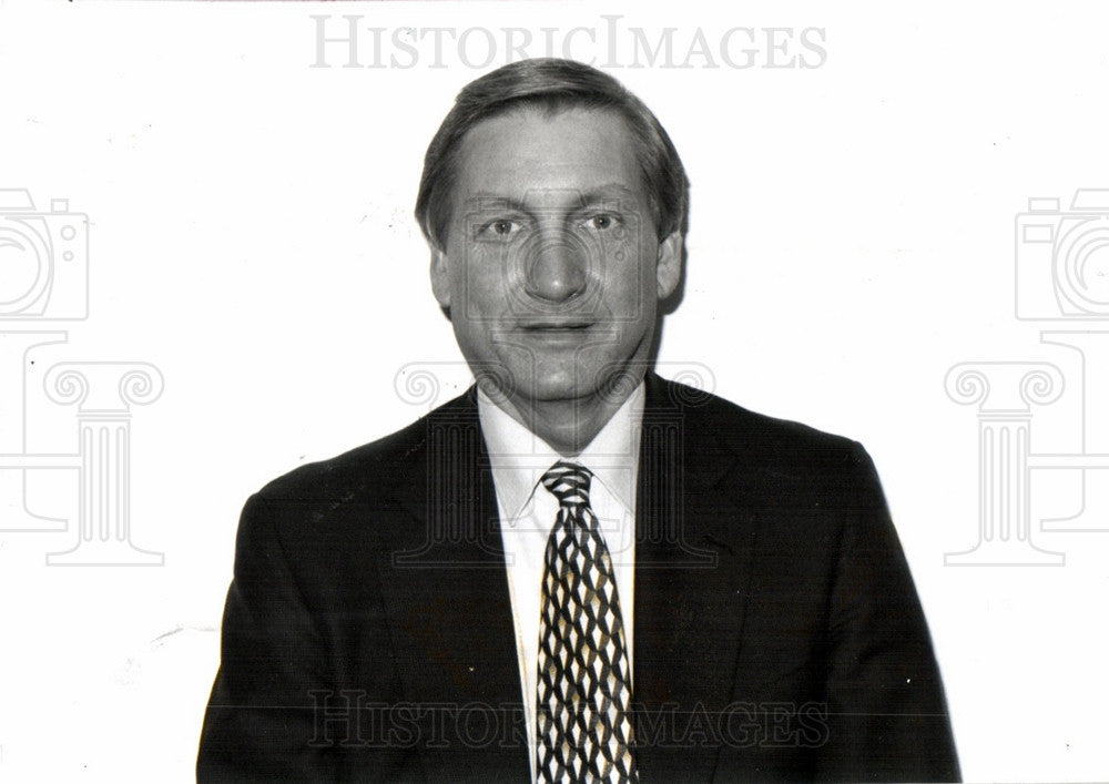 Press Photo THOMAS KIMBARO SENIOR VICE PRESIDENT - Historic Images