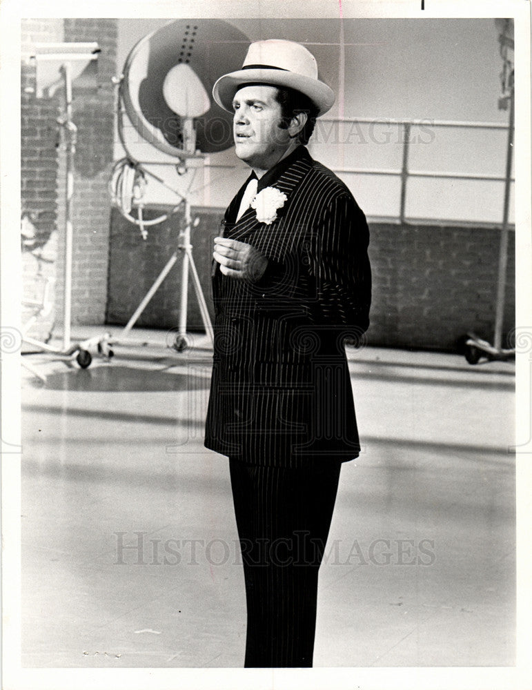 1968 Press Photo Alan King Kraft Music Hall NBC - Historic Images