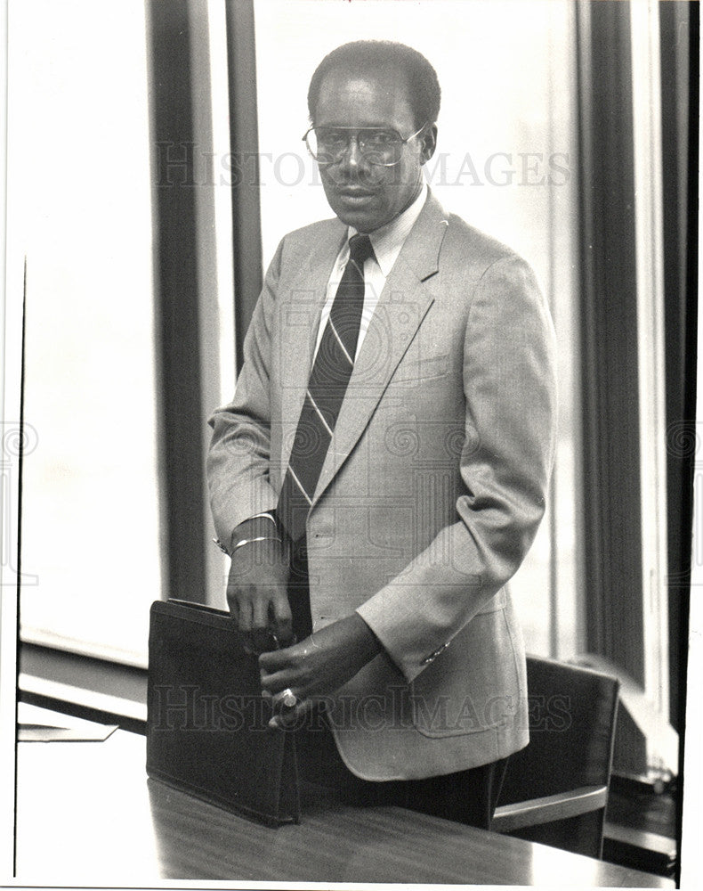 1987 Press Photo George Kimbrough school board - Historic Images
