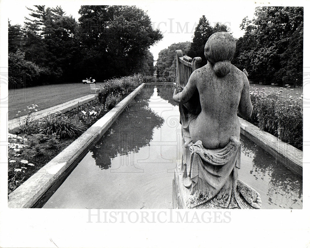 1973 Press Photo Sculpture artwork stone marble metal - Historic Images