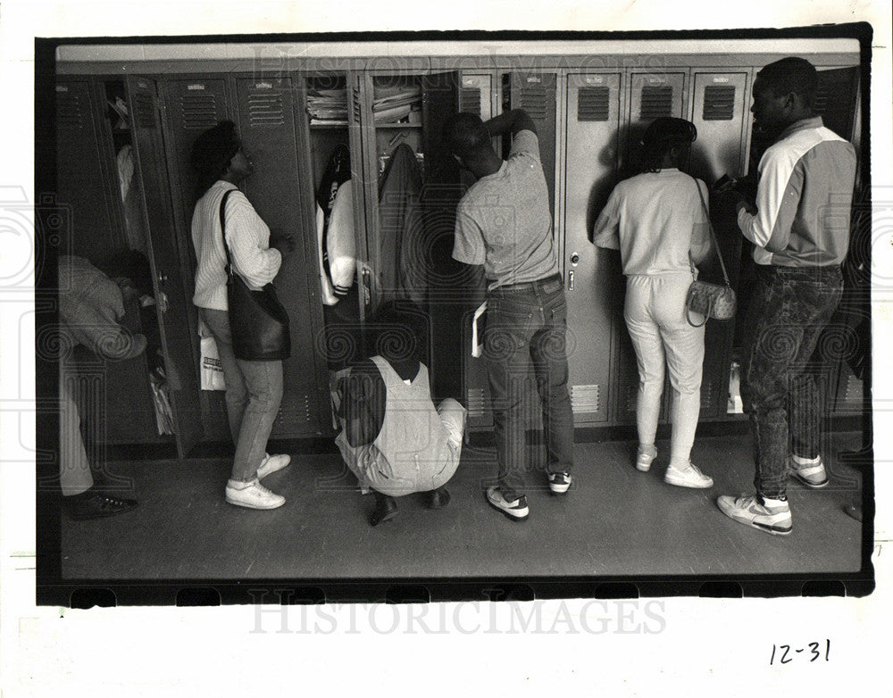 1988 Press Photo Inkster High School Michigan Students - Historic Images