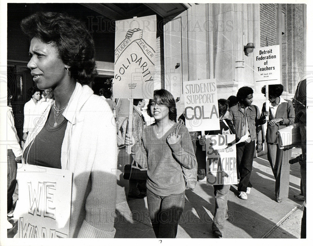 Press Photo School Strike - Historic Images