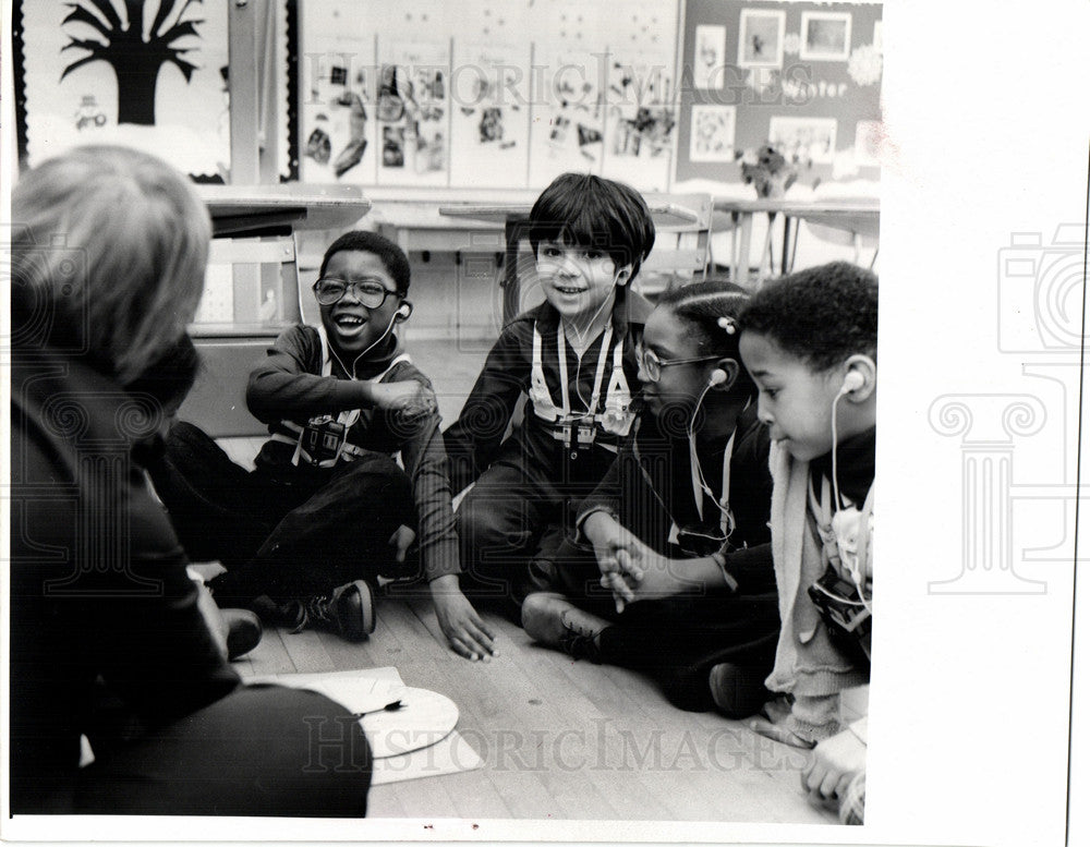 1977 Press Photo hears class Pulaski Elementary George. - Historic Images